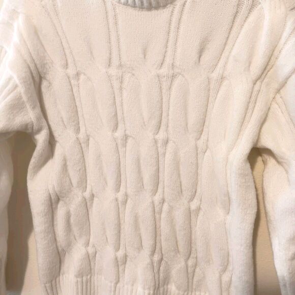 Madden NYC White Cable Knit Crewneck Pullover Sweater Sz M 100% Polyester - Picture 7 of 14